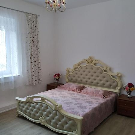 Silviya Apartment In The Center Yerevan Luaran gambar