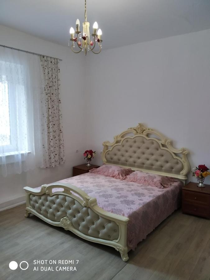Silviya Apartment In The Center Yerevan Luaran gambar